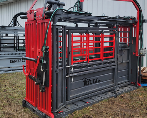 Bull XL Hydraulic livestock chute